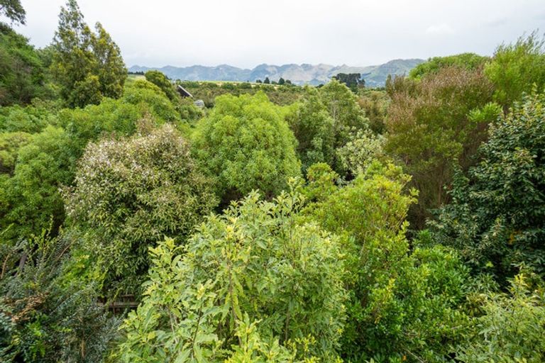 Photo of property in 29 Te Papau Crescent, Diamond Harbour, 8972