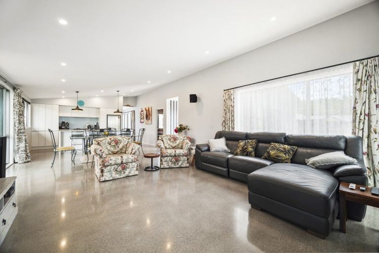 Photo of property in 19 Moa Lane, Richmond Heights, Taupo, 3330