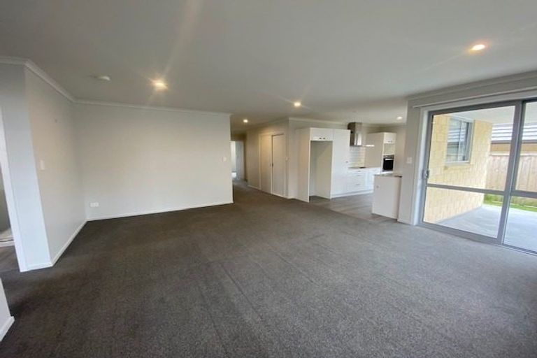 Photo of property in 11 Richardson Road, Omokoroa, 3114