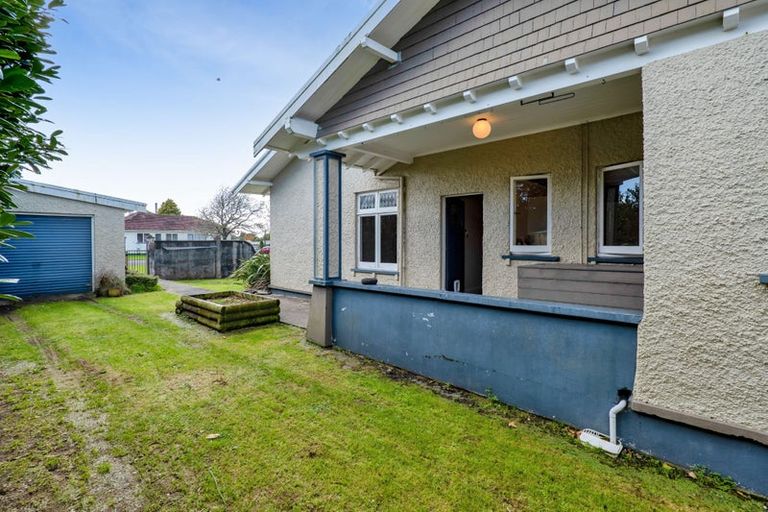 Photo of property in 15 Seyton Street, Stratford, 4332