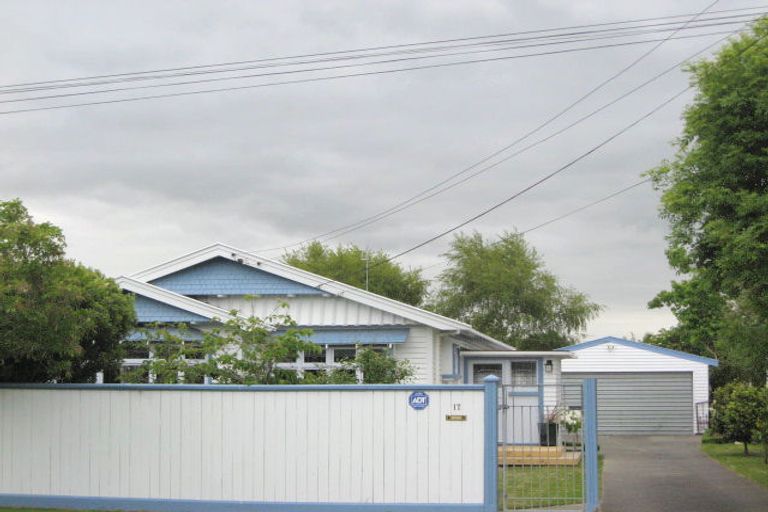 Photo of property in 17 Nicholls Street, Richmond, Christchurch, 8013