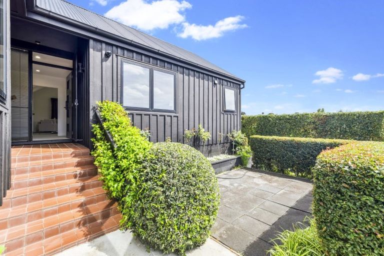 Photo of property in 7 Markham Place, Bucklands Beach, Auckland, 2012