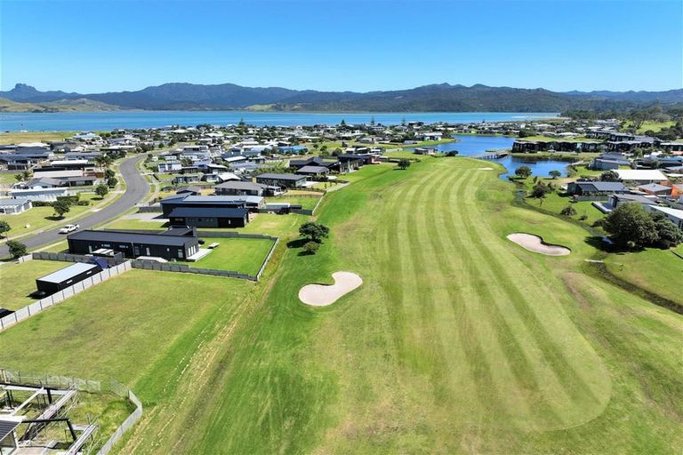 Photo of property in 139 Ngaio Drive, Matarangi, Whitianga, 3592