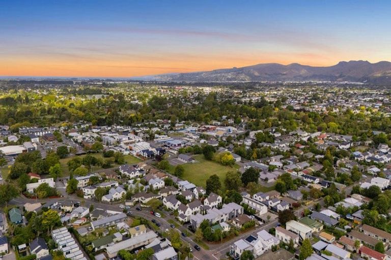 Photo of property in 2/44 London Street, Richmond, Christchurch, 8013