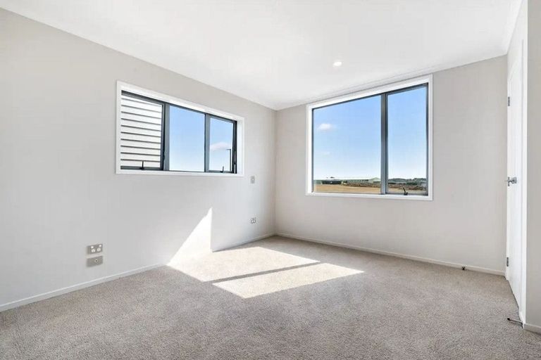 Photo of property in 59 Andrew Jack Road, Silverdale, 0932