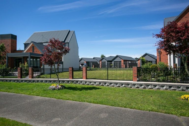 Photo of property in 9 Garland Lane, Leamington, Cambridge, 3432