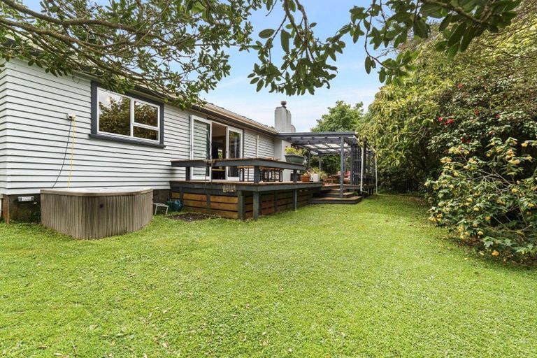 Photo of property in 17 Upper Pitone Road, Pitone, New Plymouth, 4374