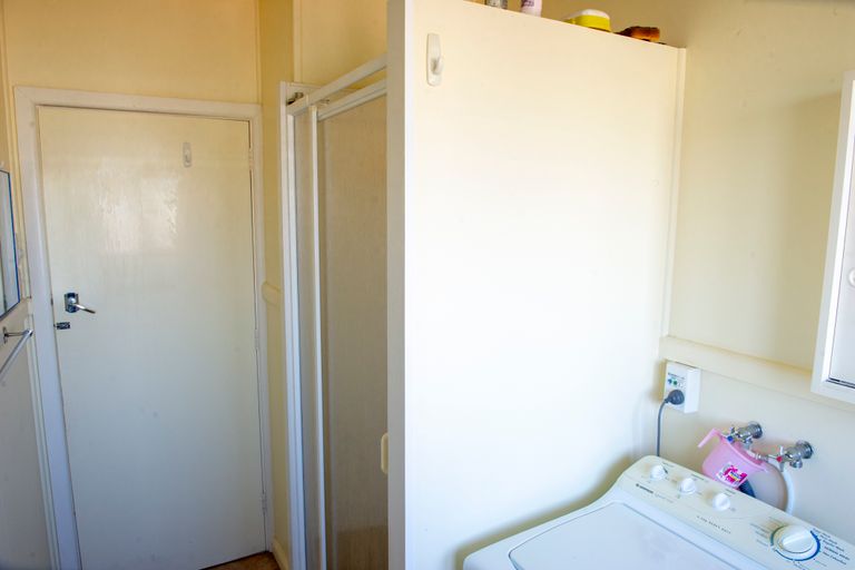 Photo of property in 2/1 Nelson Street, Riccarton, Christchurch, 8011