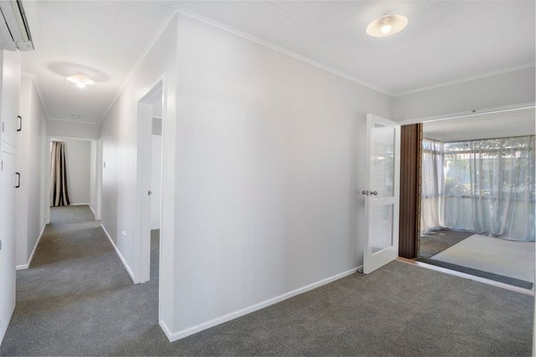 Photo of property in 37 Awamoa Road, Holmes Hill, Oamaru, 9401