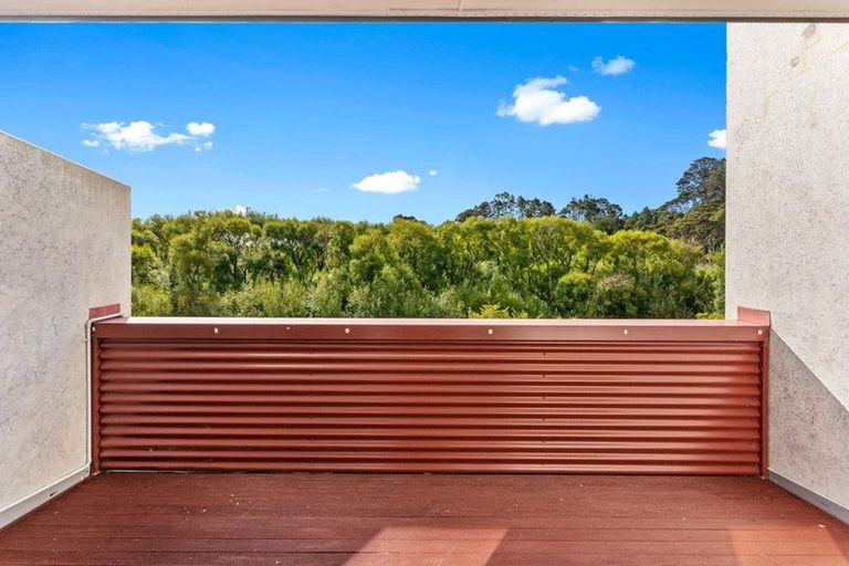 Photo of property in 20/5 Perekia Street, Albany, Auckland, 0632