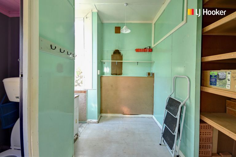 Photo of property in 6 Macbeth Street, Caversham, Dunedin, 9012