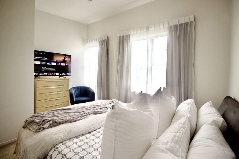 Photo of property in Habitat Apartments, 12/31 Byron Avenue, Takapuna, Auckland, 0622