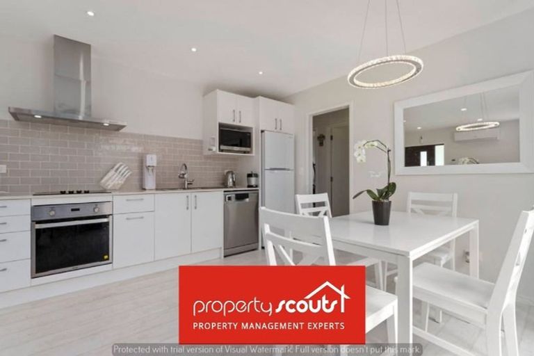 Photo of property in 10 Verdot Close, Kumeu, 0810