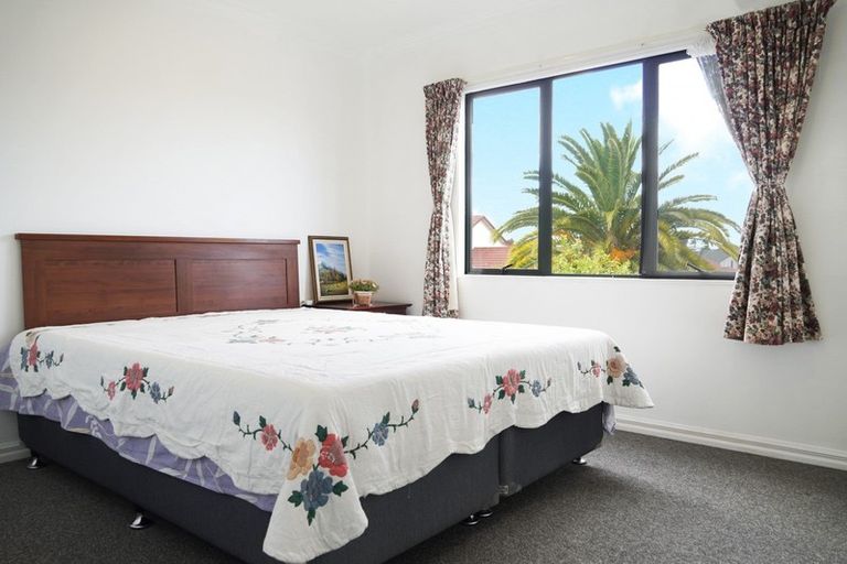 Photo of property in 21 Nielsen Gardens, Rototuna, Hamilton, 3210