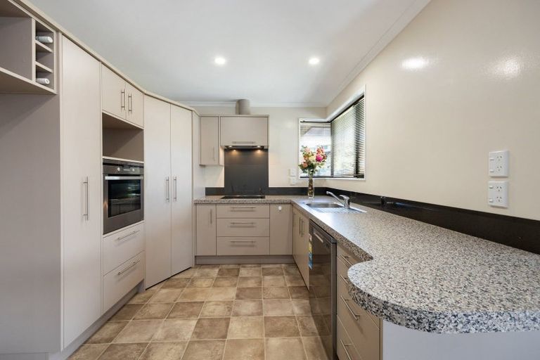 Photo of property in 26 Antrim Place, Nawton, Hamilton, 3200