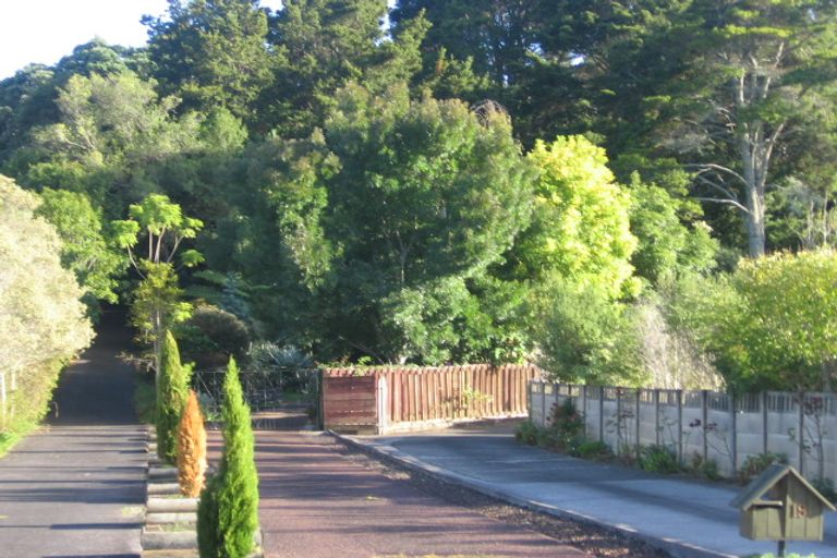 Photo of property in 19 Orion Place, Hillcrest, Auckland, 0627