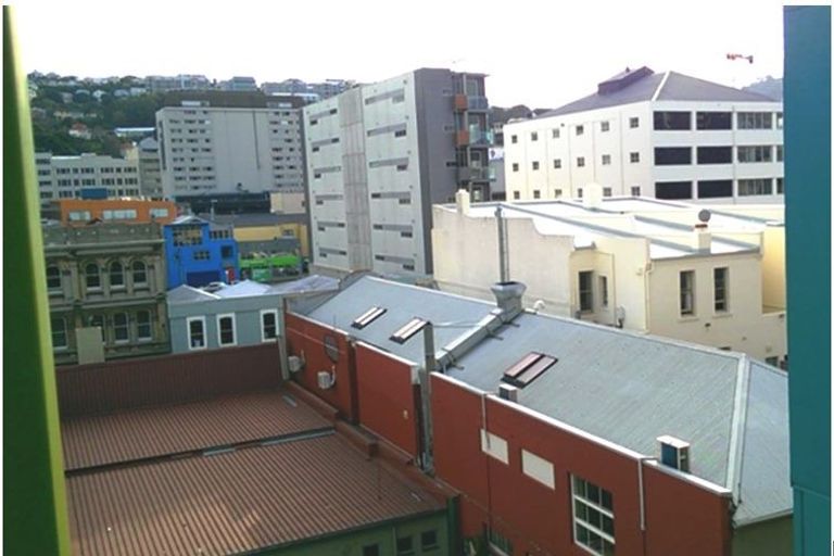 Photo of property in Dual Apartments, 108/142 Vivian Street, Te Aro, Wellington, 6011