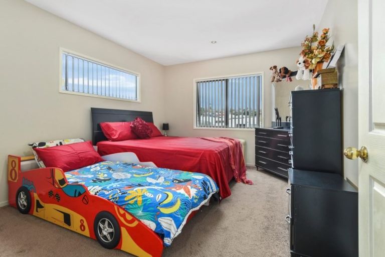 Photo of property in 1/173 Wellington Street, Howick, Auckland, 2014