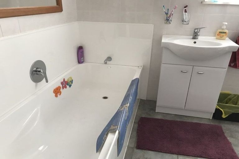 Photo of property in 53 Kauika Road, Avenues, Whangarei, 0110