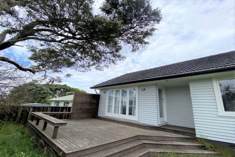 Photo of property in 36 Gilliam Street, New Lynn, Auckland, 0600