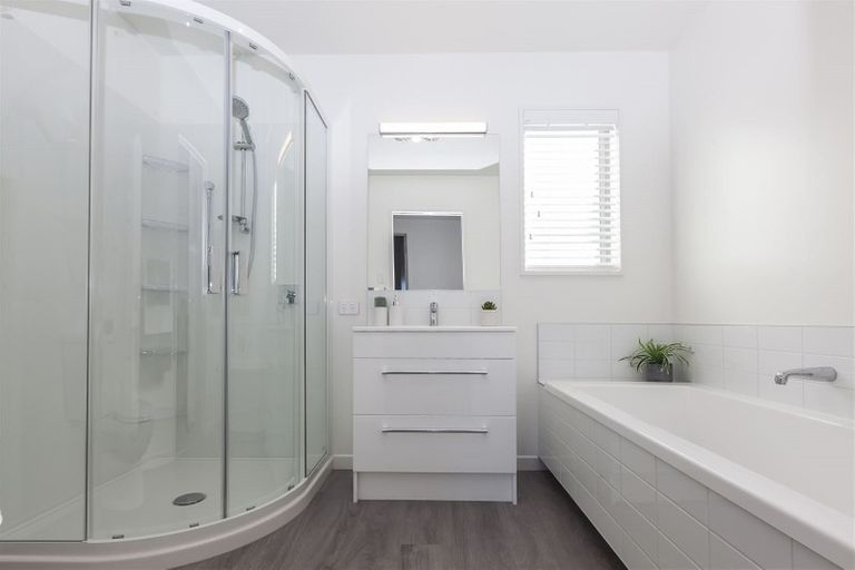 Photo of property in 15 Kingsbridge West, Burwood, Christchurch, 8083