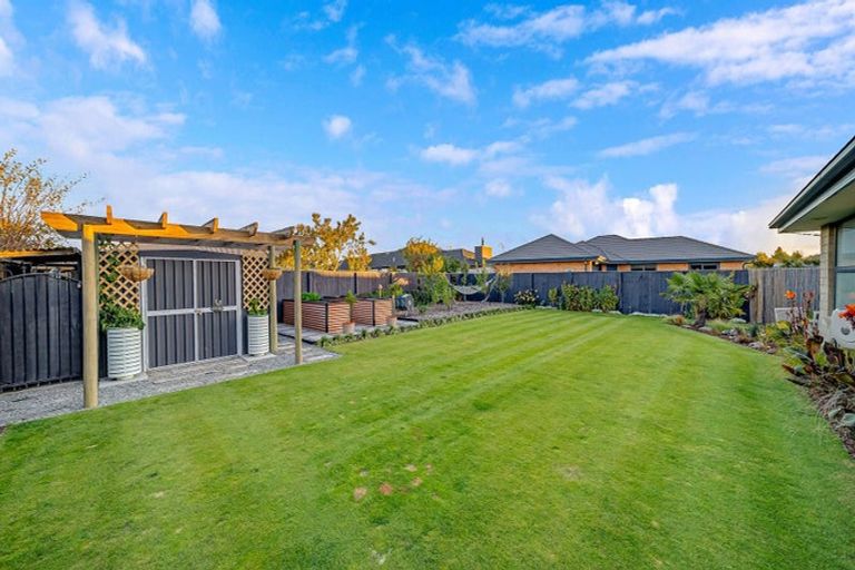 Photo of property in 28 Sovereign Boulevard, Kaiapoi, 7630