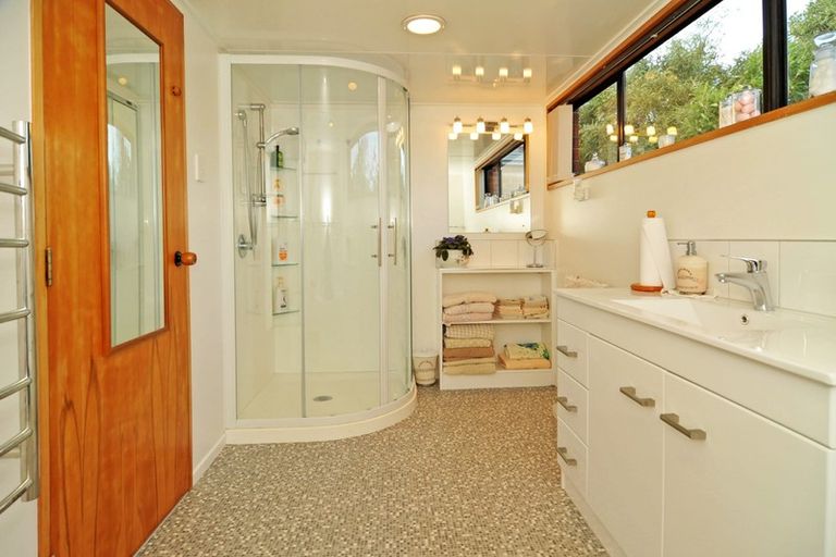 Photo of property in 28 Centennial Avenue, Helensburgh, Dunedin, 9010