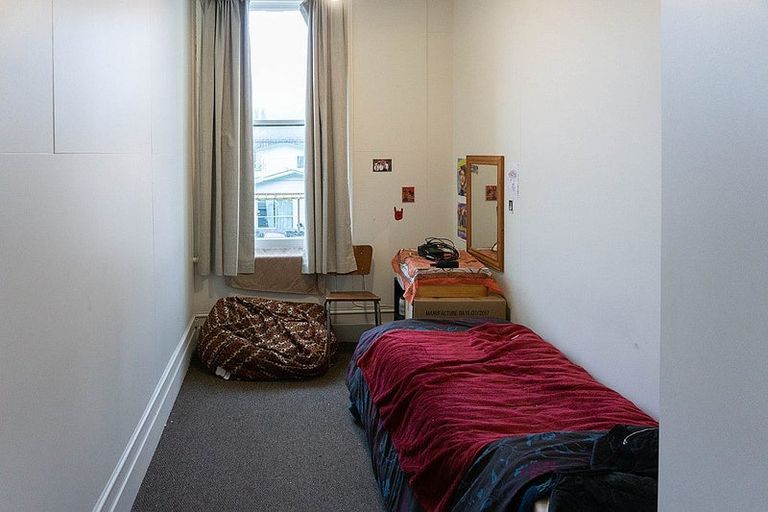 Photo of property in 30 Clyde Street, North Dunedin, Dunedin, 9016