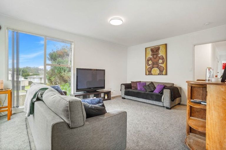Photo of property in 44 Clyma Place, Massey, Auckland, 0614