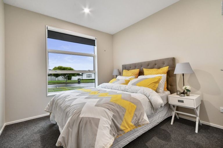 Photo of property in 2 Parkgrove Crescent, Pokeno, 2402