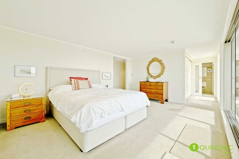 Photo of property in 2b/6 The Promenade, Takapuna, Auckland, 0622