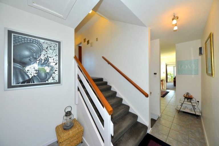 Photo of property in 20 Woodstock Place, Russley, Christchurch, 8042