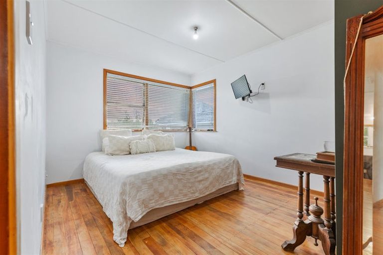 Photo of property in 179 Rathgar Road, Henderson, Auckland, 0610