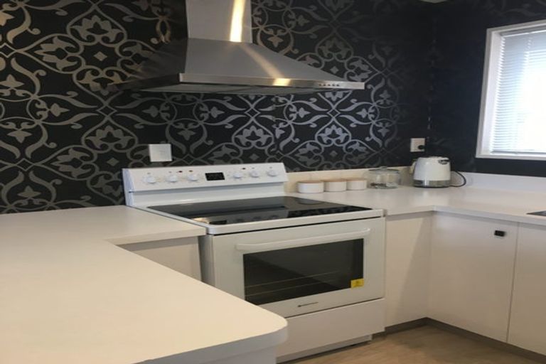 Photo of property in 4/18 Burdale Street, Riccarton, Christchurch, 8011