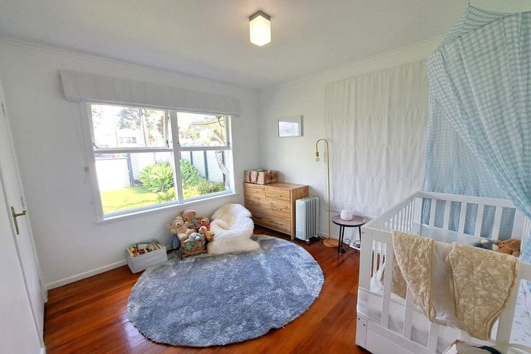 Photo of property in 26 Fordham Street, Beach Haven, Auckland, 0626