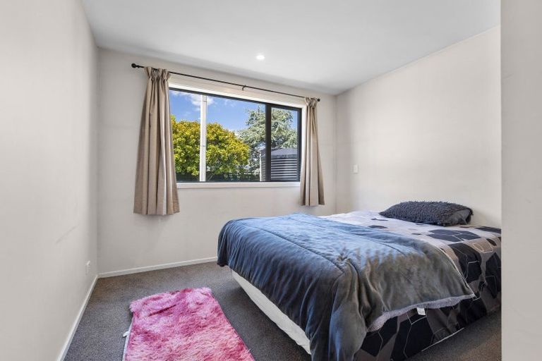 Photo of property in 6 Fagan Street, Sanson, 4817