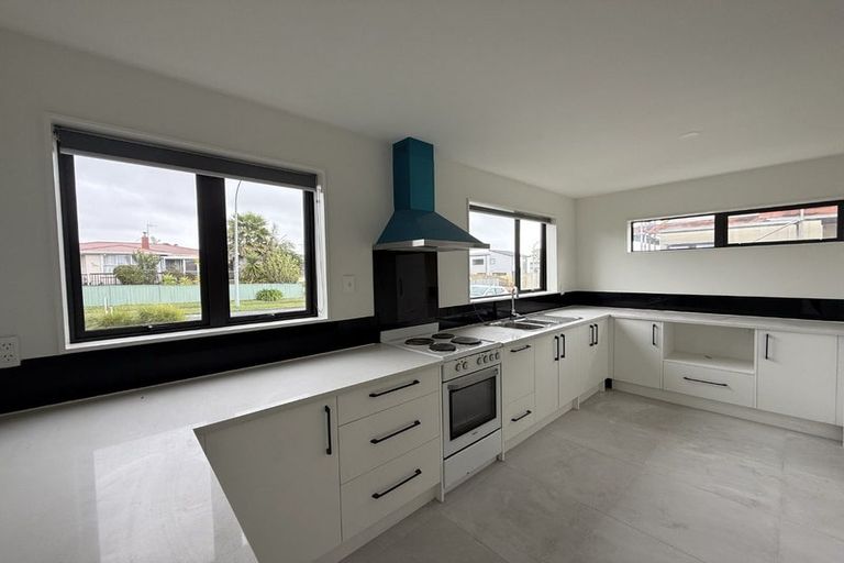 Photo of property in 44a Friesian Drive, Mangere, Auckland, 2022