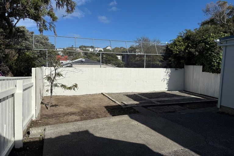 Photo of property in 18 Harper Street, Newtown, Wellington, 6021