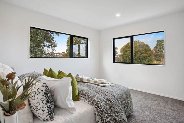 Photo of property in 363d Bucklands Beach Road, Bucklands Beach, Auckland, 2012