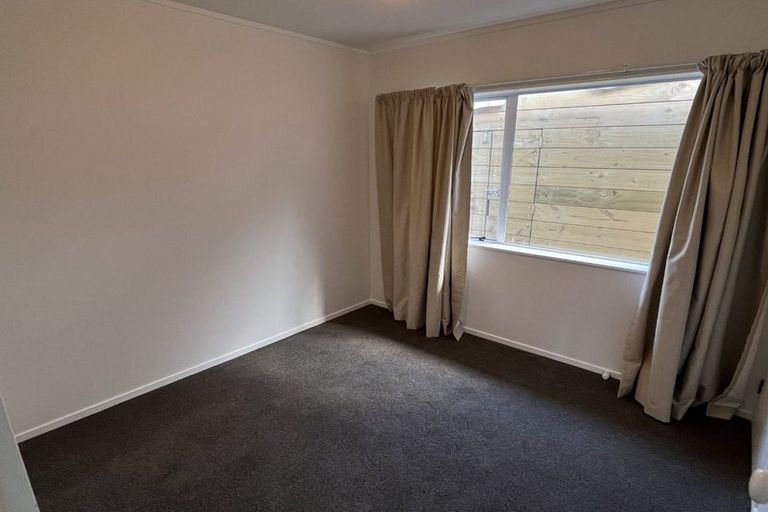 Photo of property in 44a Whiteley Street, Moturoa, New Plymouth, 4310