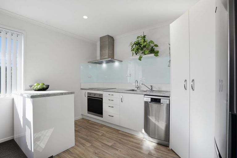 Photo of property in 5 Lance Way, Papamoa, 3118