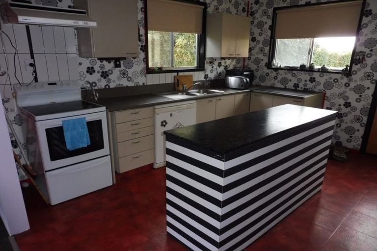 Photo of property in 98 Acacia Drive, Levels, Timaru, 7973