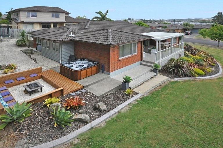 Photo of property in 21 Driftwood Drive, Red Beach, 0932