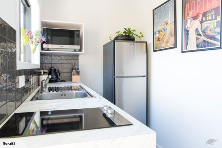 Photo of property in 88 The Esplanade, Westshore, Napier, 4110