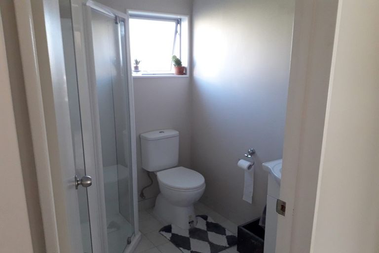 Photo of property in 811b Whangaparaoa Road, Manly, Whangaparaoa, 0930