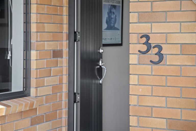 Photo of property in 33 Searle Drive, Patumahoe, Pukekohe, 2679