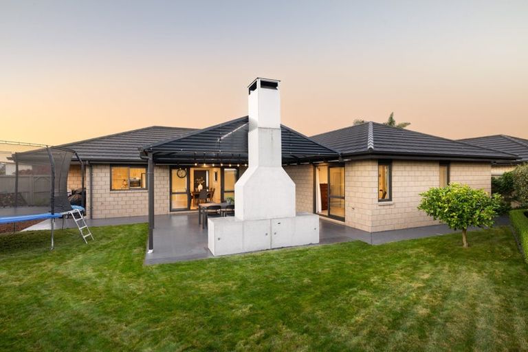 Photo of property in 3 Vanquish Place, Flagstaff, Hamilton, 3210