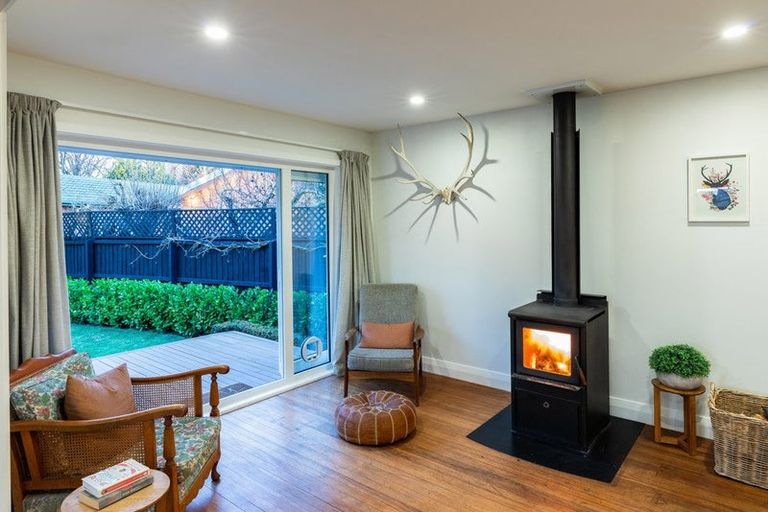 Photo of property in 39 Manor Place, Bryndwr, Christchurch, 8053