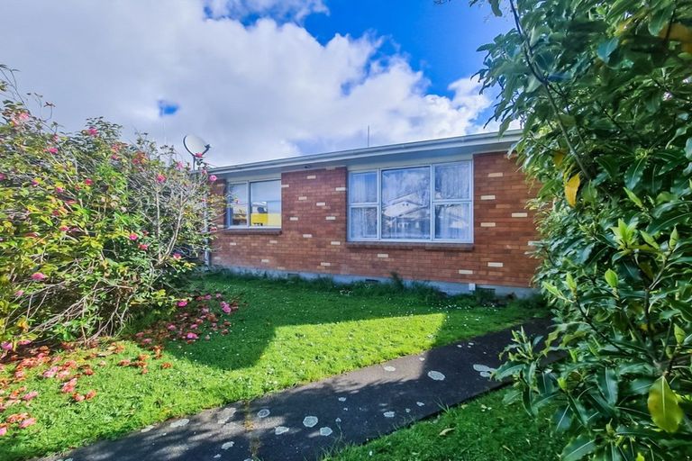 Photo of property in 42 Marne Street, Hokowhitu, Palmerston North, 4410