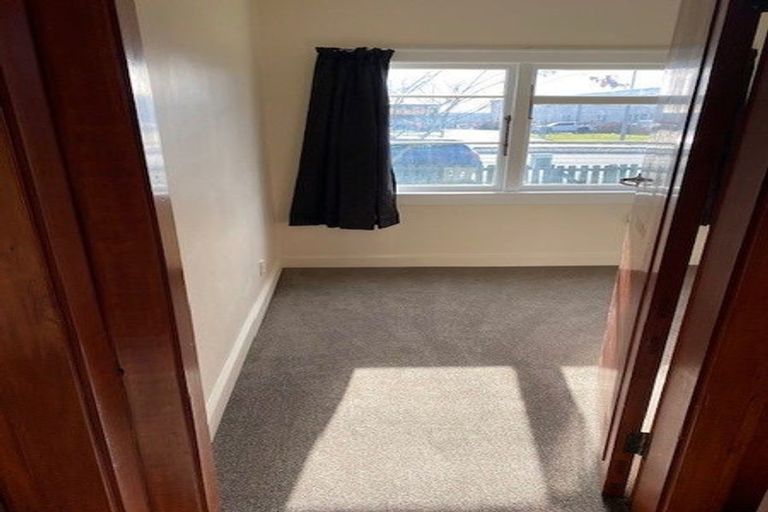 Photo of property in 253 Main South Road, Hornby, Christchurch, 8042